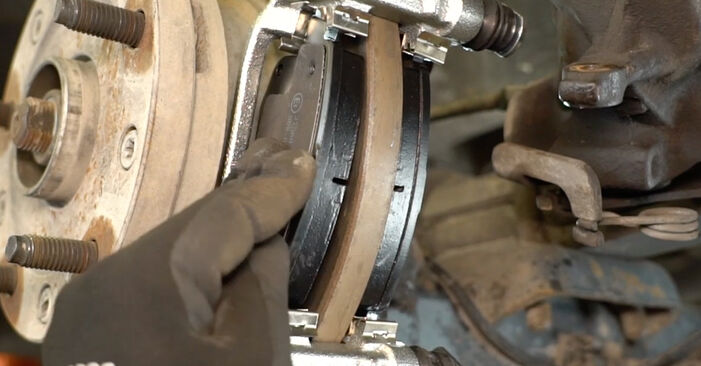 FORD TRANSIT 2.2 TDCi Brake Caliper Bracket replacement: online guides and video tutorials
