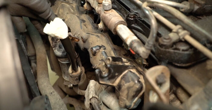 How to change Glow Plugs on FORD MONDEO III Saloon (B4Y) 2004 - tips and tricks