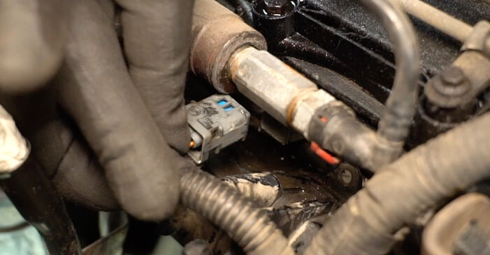 How to replace FORD TRANSIT Platform/Chassis (FM_ _, FN_ _) 2.0 TDCi 2001 Glow Plugs - step-by-step manuals and video guides