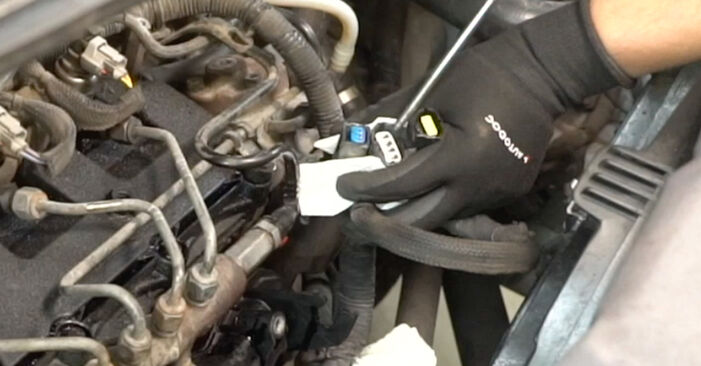 Replacing Glow Plugs on Ford Transit Tourneo MK6 2007 2.2 TDCi by yourself