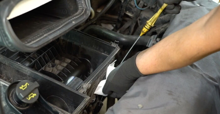 FORD TRANSIT 2.2 TDCi RWD Glow Plugs replacement: online guides and video tutorials