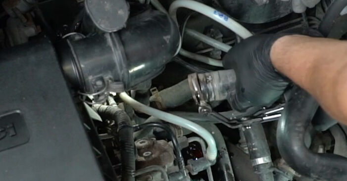 Wie kompliziert ist es, selbst zu reparieren: Thermostat am Ford Transit Mk5 Bus 2.4 DI RWD (F_B_, F_C_) 2006 ersetzen – Laden Sie sich illustrierte Wegleitungen herunter