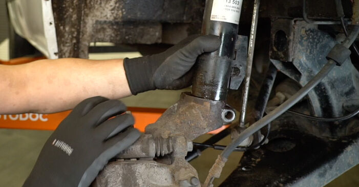 Changing Springs on FORD TRANSIT MK-7 Box 2.4 TDCi RWD 2009 by yourself