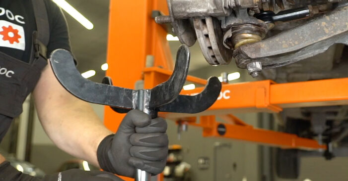 Wie schmierig ist es, selber zu reparieren: Domlager beim Ford Transit Tourneo MK6 2.2 TDCi 2012 wechseln – Downloaden Sie sich Bildanleitungen