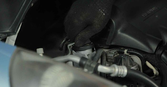 Como trocar Filtro de Óleo no Honda Jazz 2 2003 - manuais gratuitos em PDF e vídeo