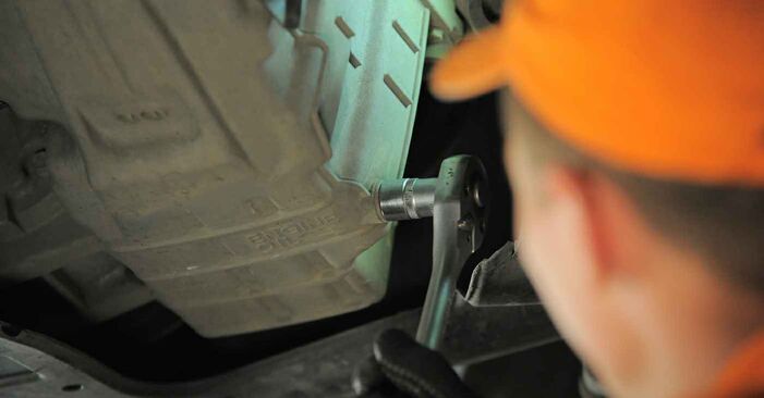 HONDA BRIO Alyvos filtras keitimas: nemokamos remonto instrukcijos