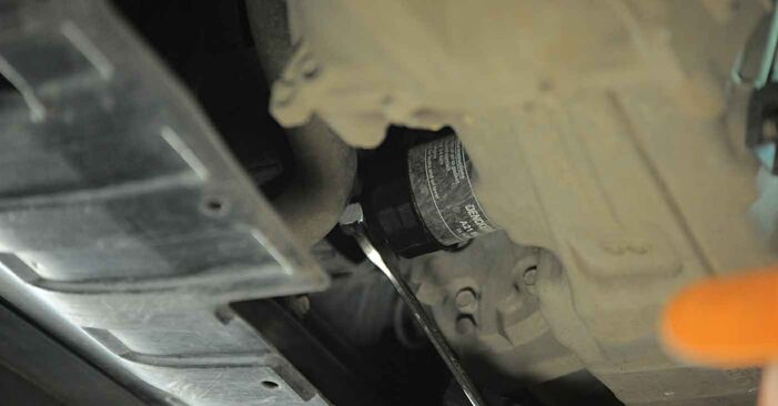 HONDA BRIO Alyvos filtras išsami keitimo instrukcija