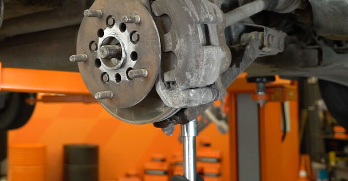 Que Discos de Freno lleva el FORD TRANSIT 2.2 TDCi 2010
