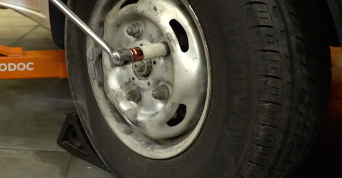 Cambiar Latiguillos de Freno Ford Transit Tourneo MK6 2.2 2008: manuales de taller gratuitos
