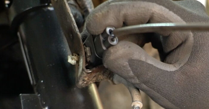 Hvordan man udskifter FORD TRANSIT Bremseklodser - trin-for-trin manualer og video vejledninger