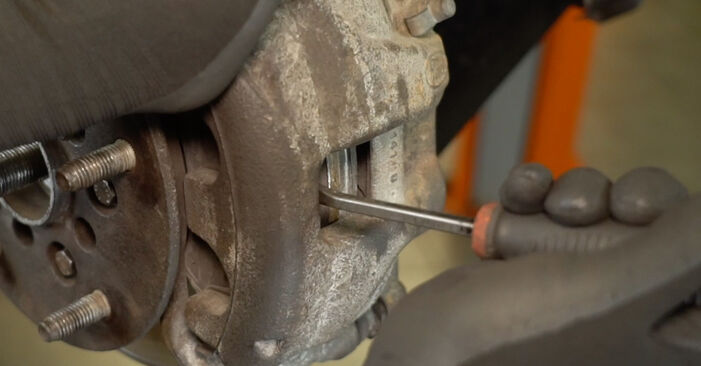 Cambio Pastillas De Freno FORD TRANSIT MK-7 Platform/Chassis 2011: descargue manuales en PDF e instrucciones en video