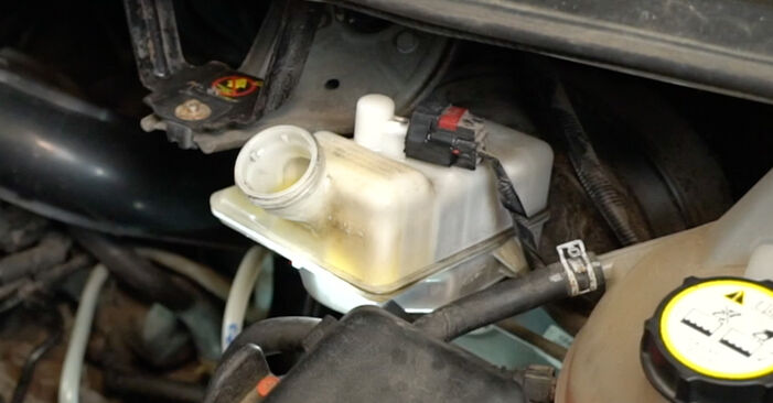 Cómo cambiar Sensor de Desgaste de Pastillas de Frenos Ford Transit Tourneo MK6 2006 - Manuales en PDF y en video gratuitos