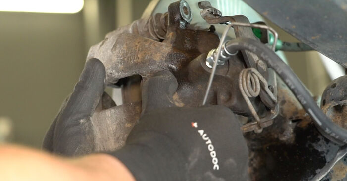 Cuando cambiar Sensor de Desgaste de Pastillas de Frenos FORD TRANSIT 2.2 TDCi 2008 por su cuenta