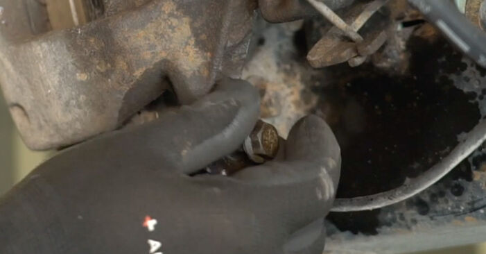 Cambio Sensor de Desgaste de Pastillas de Frenos FORD TRANSIT 3.2 TDCi 2014 no será un problema si sigue esta guía ilustrada paso a paso