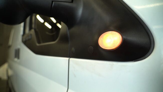 Cambio Piloto Intermitente Ford Transit Mk6 Furgoneta 2011: descargue manuales en PDF e instrucciones en video