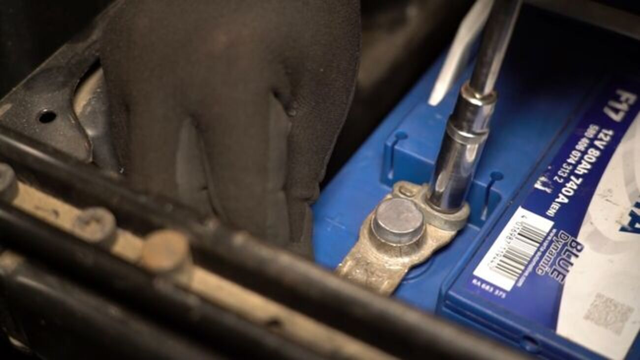 Ford Kuga Batterie Anlernennull