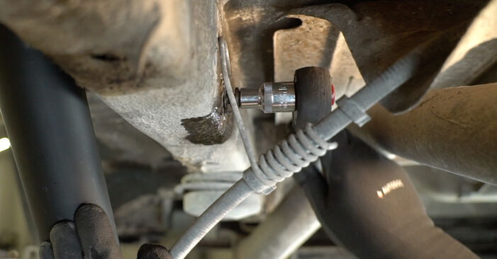 Stapsgewijze aanbevelingen om zelf Ford Transit Mk5 Bus 2006 2.4 DI RWD (F_B_, F_C_, F_A_) Handremkabel vervangen