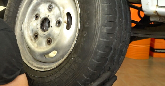Zelf Handremkabel FORD TRANSIT Bus (FD_ _, FB_ _, FS_ _, FZ_ _, FC_ _) 2.4 DI 2003 vervangen
