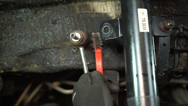 FORD TRANSIT Custom Šarnyras išsami keitimo instrukcija