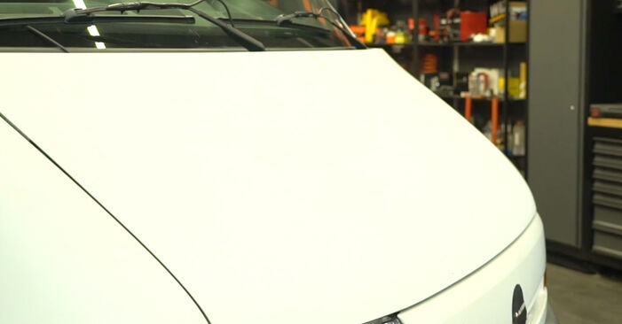 Kuinka vaihtaa Ilmansuodatin RENAULT MASTER -autoon - vinkkejä