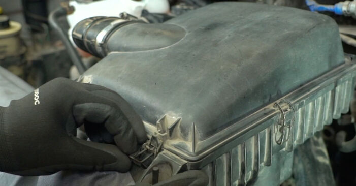 RENAULT MASTER Ilmansuodatin vaihto: ilmaiset korjaamokäsikirjat