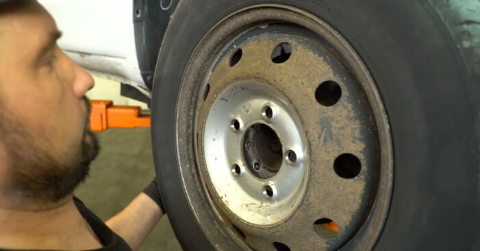 Jak odstranit RENAULT MASTER Odpruzeni - online jednoduché instrukce