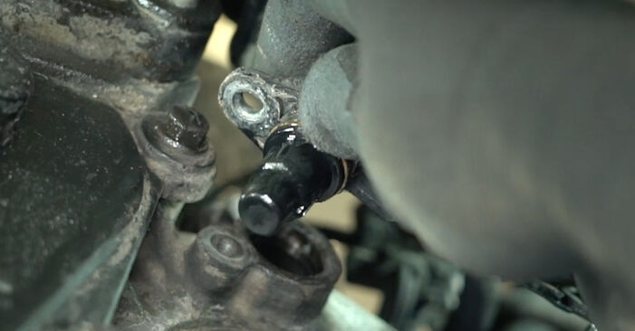 Comment retirer RENAULT MEGANE Capteur, position d'arbre à cames - instructions en ligne faciles à suivre