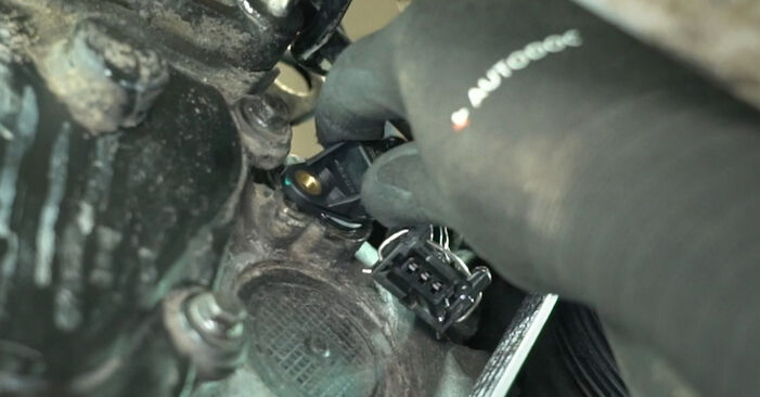 Tidsforbruk: Bytte av Kamakselsensor på Renault Megane 2 Cabrio 2003 – informativ PDF-veiledning