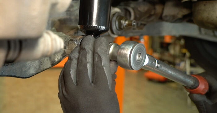 How to change Springs on NISSAN INTERSTAR Bus (X70) 2014 - tips and tricks