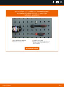 Sostituzione di Luce D'arresto Supplementare Nissan Interstar Bus dCi 120
