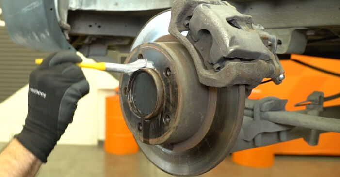 Replacing Hand brake Cable on Interstar 2013 dCi 120 by yourself