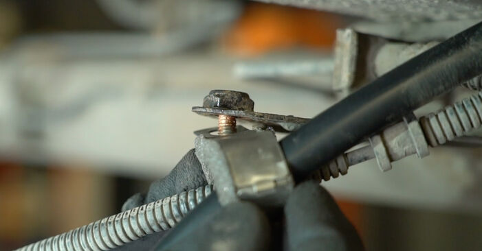 Wechseln Sie Handbremsseil beim RENAULT MASTER II Pritsche/Fahrgestell (ED/HD/UD) 3.0 dCi 2001 selbst aus