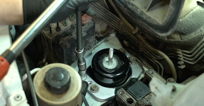 Kā nomainīt RENAULT MASTER II Autobuss (JD) 2010 Motora stiprinājums - padomi un ieteikumi