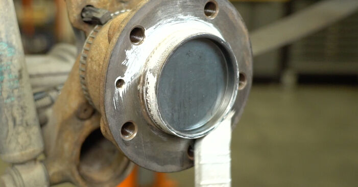 πώς αλλαγη RENAULT MASTER Ρουλεμάν τροχών -online ευκολονόητες οδηγίες