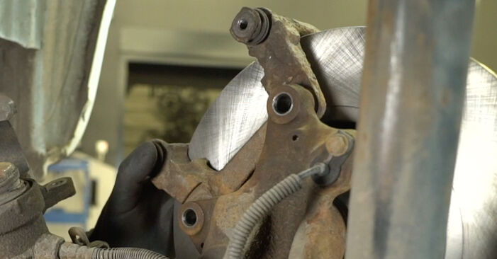 Wiellager RENAULT MASTER dCi (FH0F) vervangen: online leidraden en videohandleidingen