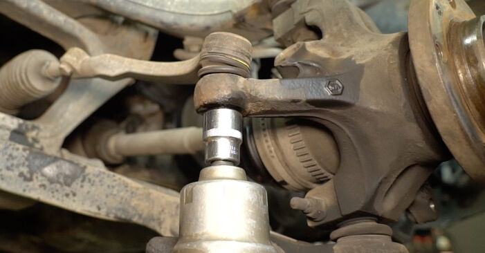 Como trocar Rolamento da Roda no RENAULT MASTER II Autocarro (JD) 2010 - dicas e truques