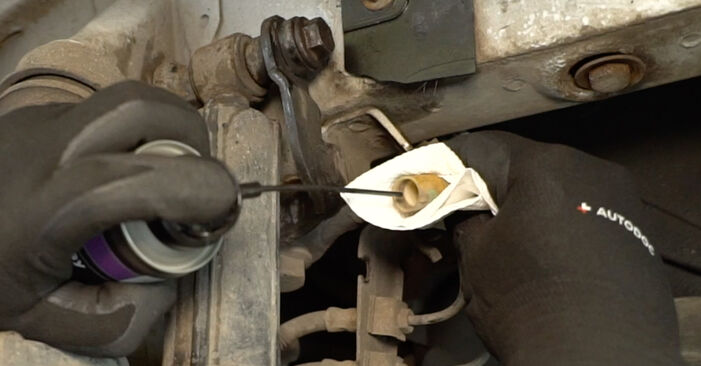 RENAULT MASTER Regulace dynamiky jizdy svépomocná výměna díky návodu z naší dílny