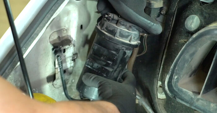 NISSAN INTERSTAR Kütusefilter iseseisev vahetamine