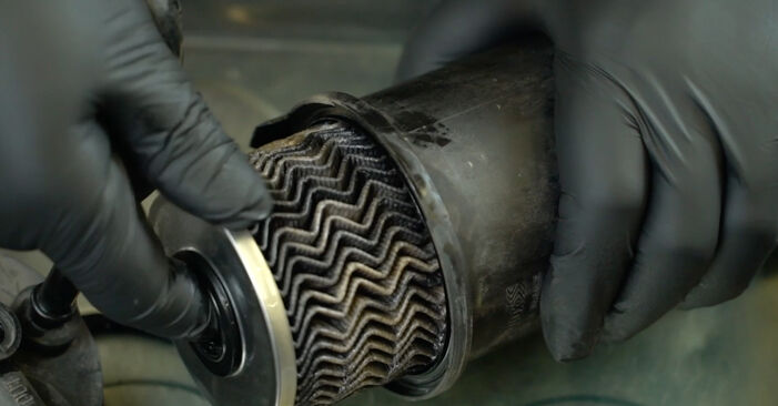 NISSAN PRIMASTAR Kütusefilter samm-sammulised asendamise juhend