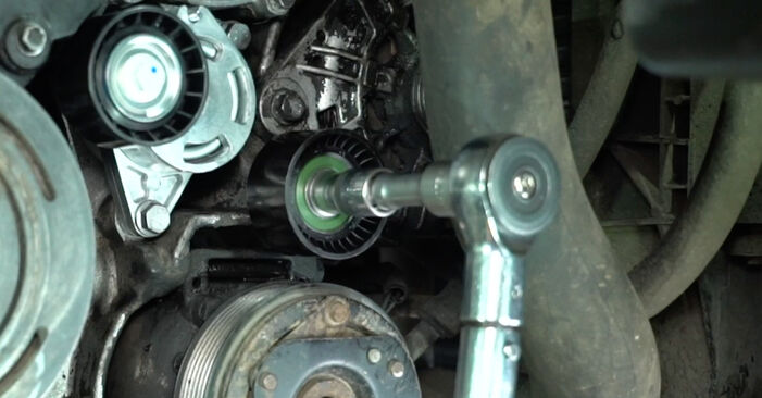 Cómo cambiar Correa Poly V Renault Master 2 Camión de plataforma 2.8 dTI 2004 - descargue la guía ilustrada