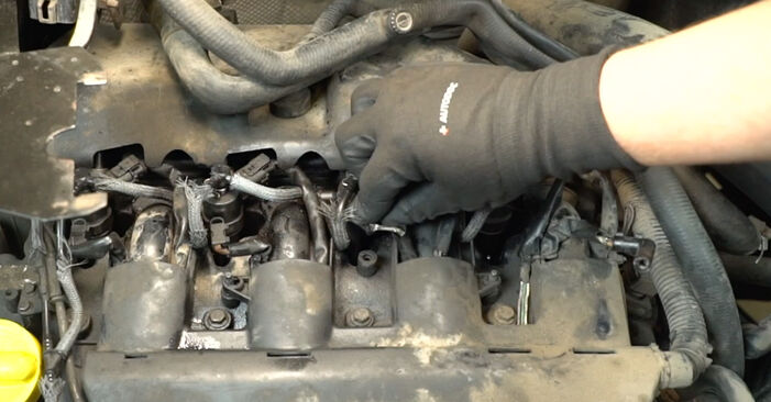 Vahetage iseseisvalt välja NISSAN INTERSTAR Hõõgküünal - online õpetus