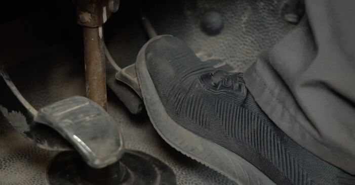 RENAULT MASTER Τακάκια Φρένων: εγχειρίδιο αντικατάστασης βήμα προς βήμα