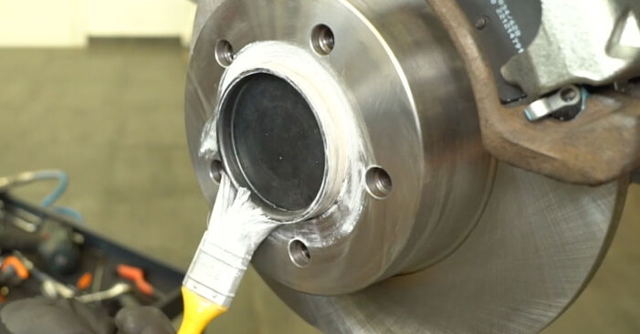 Cambiar Pastillas De Freno Nissan Interstar Bus dCi 115 2004: manuales de taller gratuitos