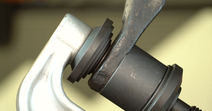 Jak dlouho trvá výměna: Kulový Čep Ramene na autě NISSAN INTERSTAR - informační PDF návod