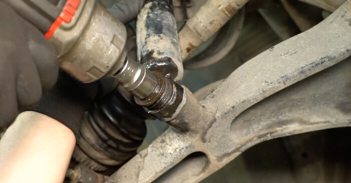 Jak dlouho trvá výměna: Kulový Čep Ramene na autě NISSAN INTERSTAR - informační PDF návod