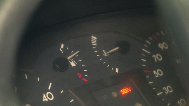 Ausgleichsbehälter beim RENAULT MASTER 2.2 dCI 2005 selber erneuern - DIY-Manual