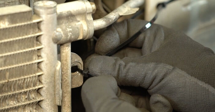 NISSAN INTERSTAR Radiateur manuel de remplacement étape par étape