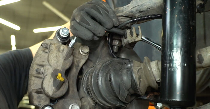 Wie problematisch ist es, selber zu reparieren: Bremssattel Reparatursatz beim Interstar dCi 150 2009 auswechseln – Downloaden Sie sich bebilderte Tutorials