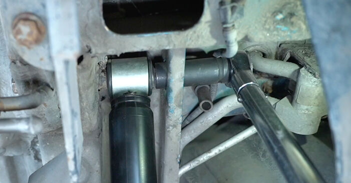 Kā nomainīt Piekare VAUXHALL VIVARO Box 2014 - bezmaksas PDF un video rokasgrāmatas