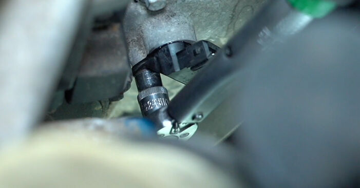 Ile czasu zajmuje wymiana: Czujnik Położenia Wałka Rozrządu w OPEL VIVARO Platform/Chassis (E7) 2.0 CDTI 2009 - pouczająca instrukcja w formacie PDF